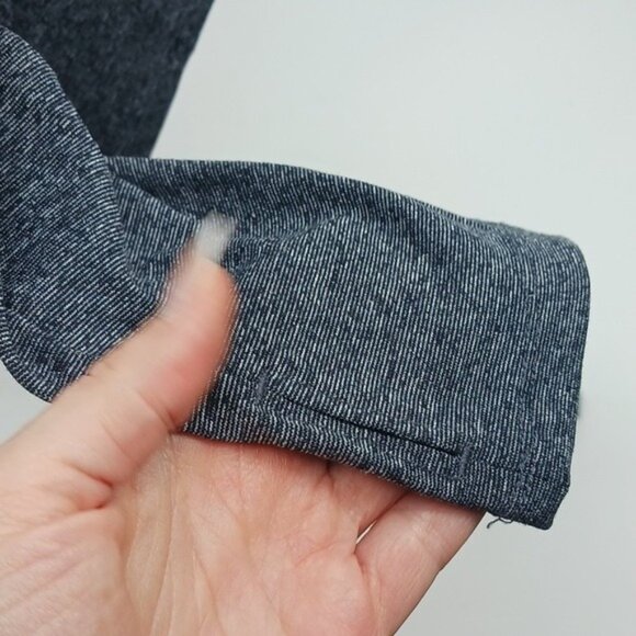 Calvin Klein Performance Long Sleeve Top Womens Size L Gray Stretch Athletic - Picture 3 of 7